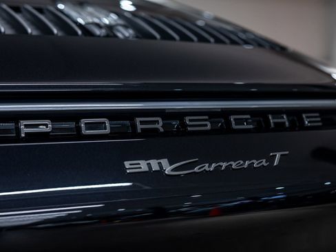 Certified 2024 Porsche 911 Carrera T RWD image 25