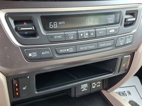 Certified 2021 Honda Pilot EX image 15