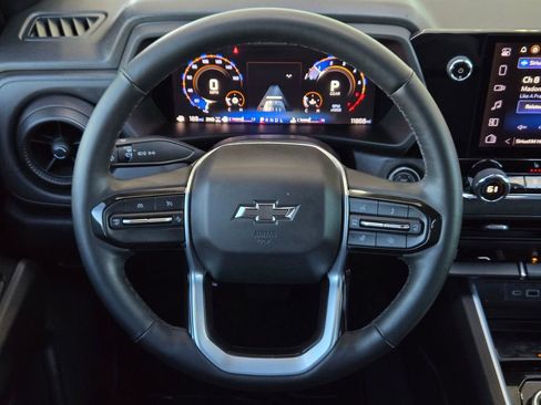 Used 2025 Chevrolet Colorado Trail Boss image 20
