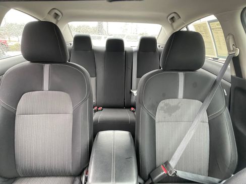 Used 2024 Nissan Sentra SV image 29