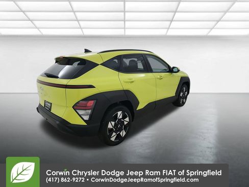 Used 2024 Hyundai Kona SEL image 8