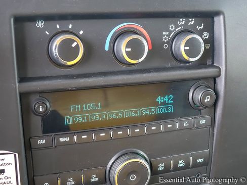 Used 2019 GMC Savana 3500 Extended w/ Driver Convenience Package RWD image 17