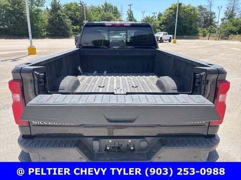 Used 2024 Chevrolet Silverado 3500 High Country w/ High Country Premium Package AWD/4WD image 7