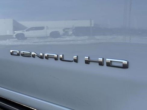 Certified 2024 GMC Sierra 3500 Denali Ultimate image 9