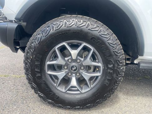 Used 2023 Ford Bronco Badlands AWD/4WD image 21