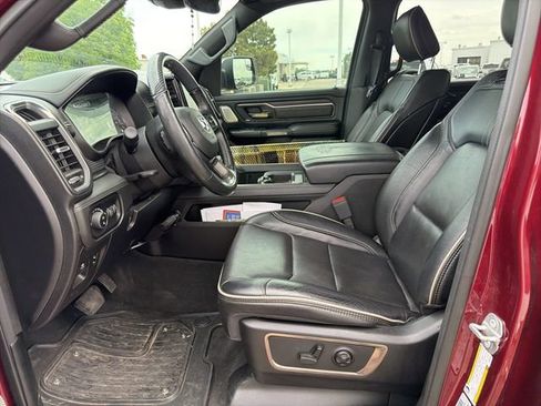 Used 2019 RAM 1500 Limited AWD/4WD image 2