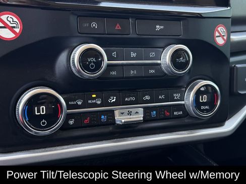 Used 2024 Ford Expedition Max XLT image 17