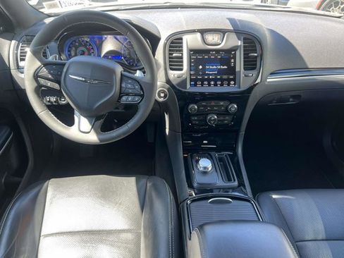Used 2023 Chrysler 300 S w/ Comfort Group RWD image 13