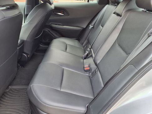 Used 2025 Toyota Prius Limited image 11