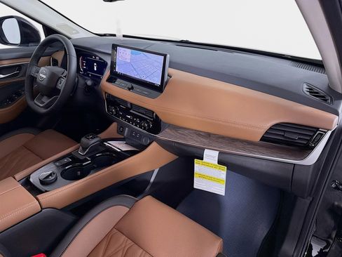 New 2026 Nissan Rogue Platinum AWD/4WD image 30