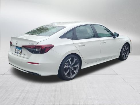 Used 2025 Honda Civic Sport Touring image 5