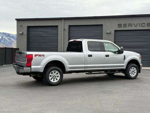 Used 2022 Ford F250 XLT w/ XLT Value Package image 3