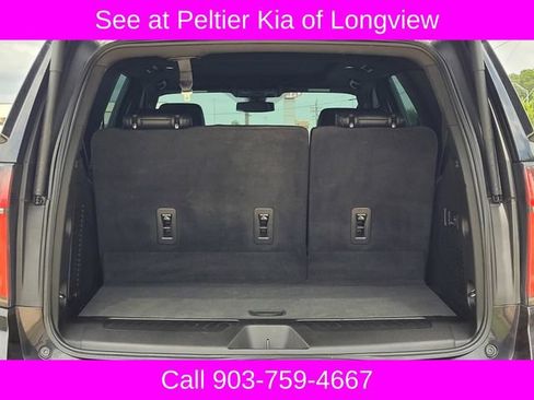 Used 2022 Chevrolet Tahoe LT w/ Luxury Package AWD/4WD image 9