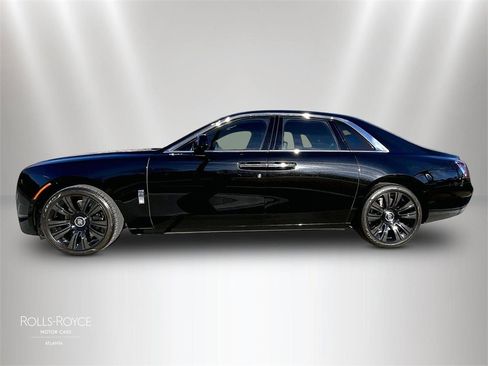 Certified 2022 Rolls-Royce Ghost image 5