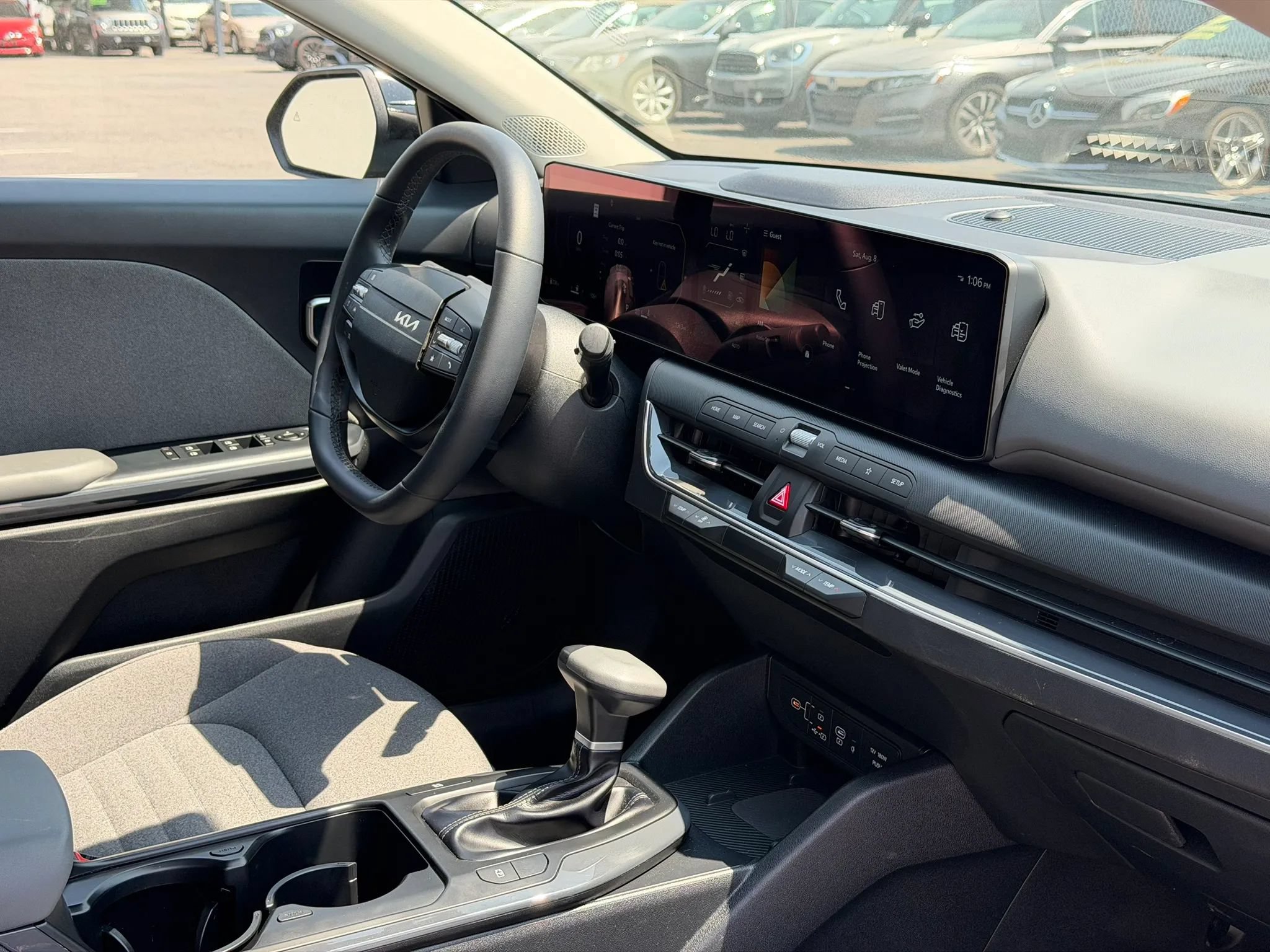 Used 2025 Kia K4 EX FWD image 32