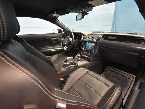 Used 2017 Ford Mustang GT Premium w/ GT Performance Package RWD image 21