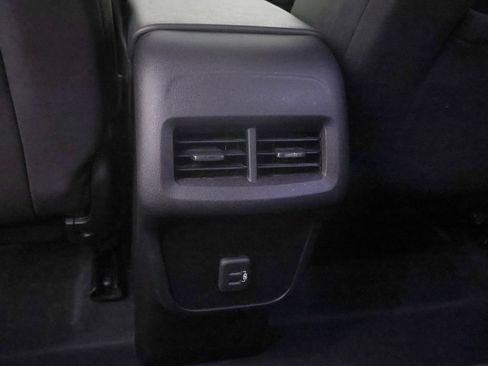 Used 2019 Chevrolet Equinox LS AWD/4WD image 43