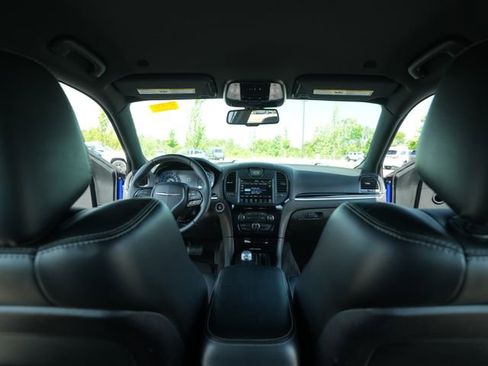 Used 2018 Chrysler 300 S AWD/4WD image 23