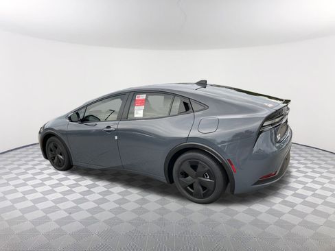 New 2026 Toyota Prius SE image 15