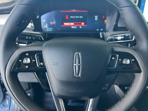 New 2026 Lincoln Corsair Premiere image 11