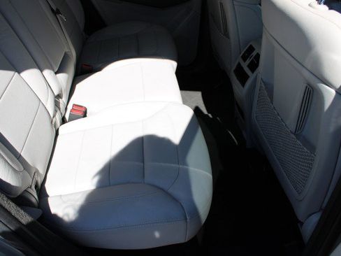 Used 2015 Mercedes-Benz ML 350 2WD image 16