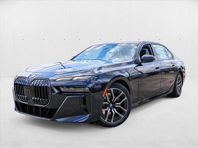 New 2025 BMW 760i xDrive