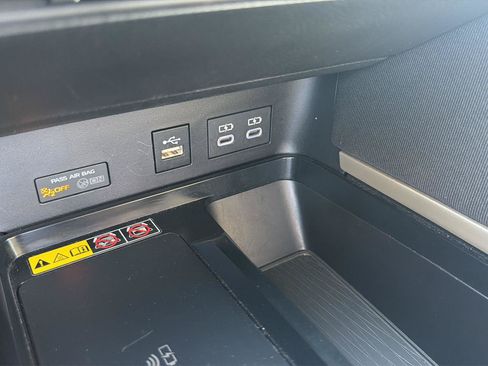 Used 2025 Toyota Camry LE FWD image 26