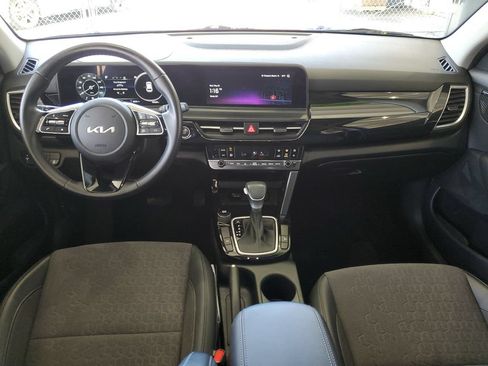 Certified 2024 Kia Seltos S FWD image 12