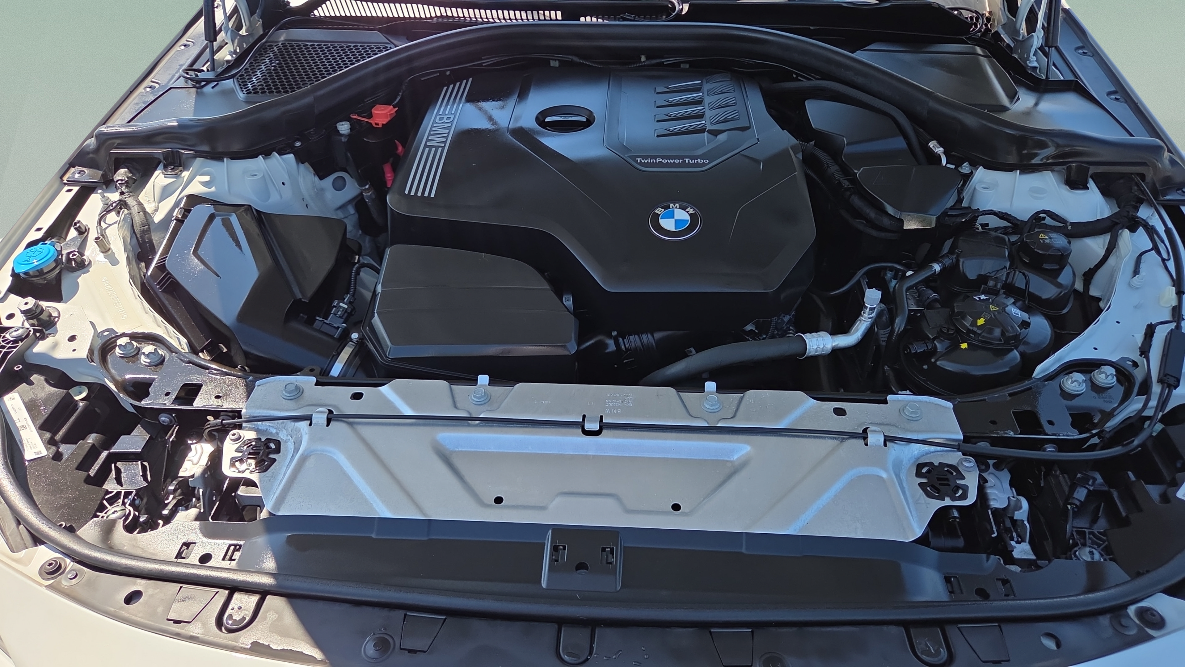 Certified 2023 BMW 230i Coupe w/ Convenience Package RWD image 17
