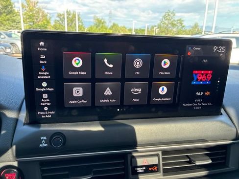 Used 2026 Honda Pilot Black Edition image 12