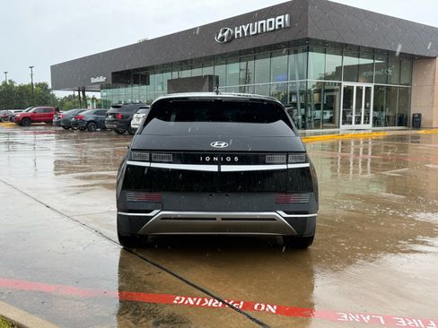 Used 2023 Hyundai Ioniq 5 SEL w/ Cargo Package RWD image 4