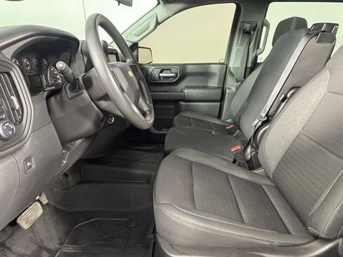 Used 2023 Chevrolet Silverado 1500 Custom AWD/4WD image 2