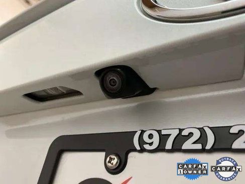 Used 2024 Toyota RAV4 XLE Premium image 95