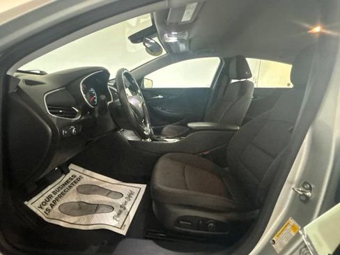 Used 2020 Chevrolet Malibu RS FWD image 2