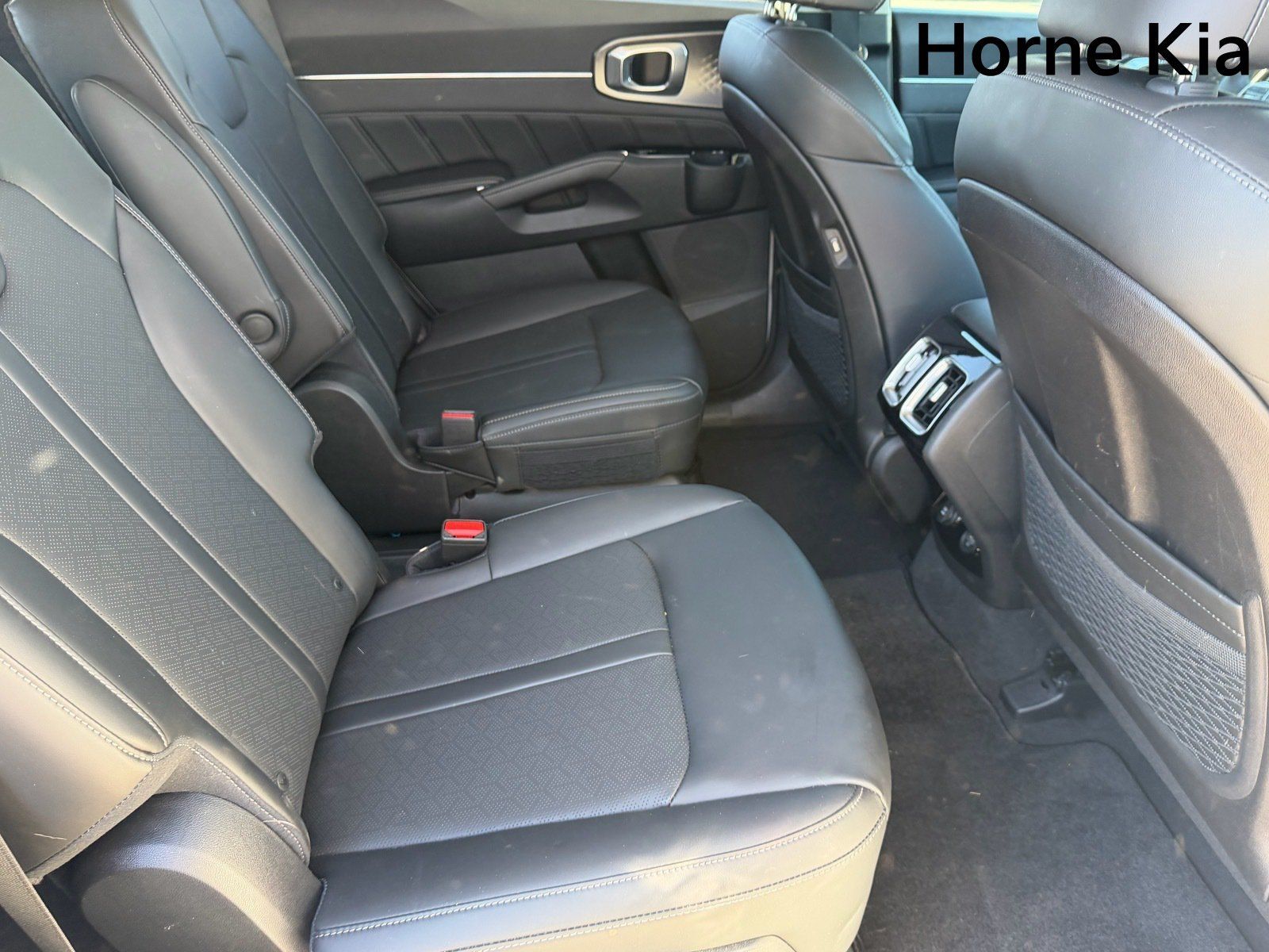 Used 2023 Kia Sorento SX AWD/4WD image 15