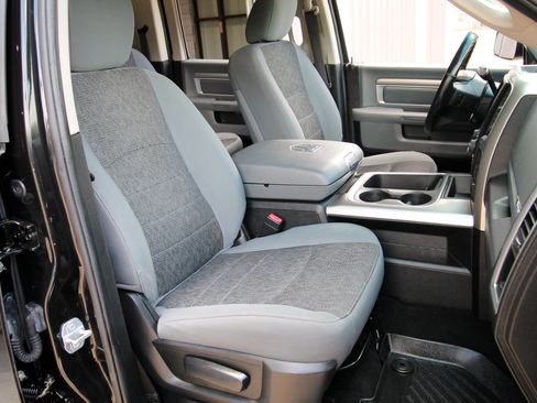 Used 2018 RAM 3500 Big Horn AWD/4WD image 38