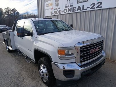 Used 2016 GMC Sierra 3500 4x4 Crew Cab w/ Sierra Convenience Package
