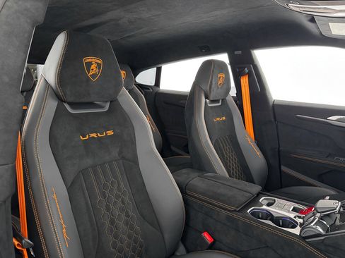 Used 2024 Lamborghini Urus Performante image 29