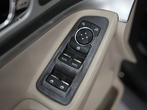 Used 2013 Ford Explorer XLT image 43