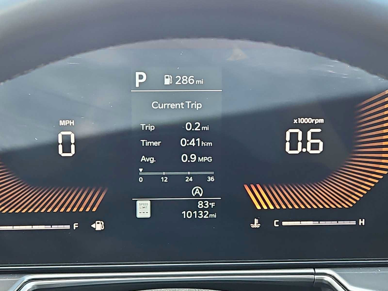 Certified 2025 Kia Sorento S FWD image 31