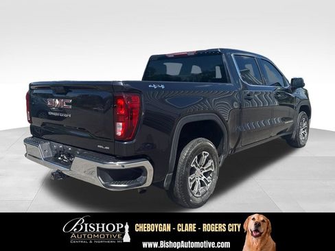 Used 2023 GMC Sierra 1500 SLE AWD/4WD image 11