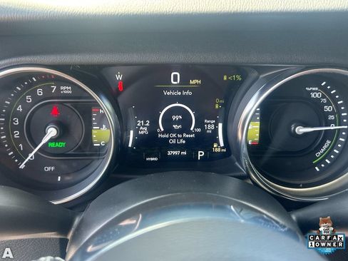 Certified 2021 Jeep Wrangler Unlimited Sahara AWD/4WD image 30