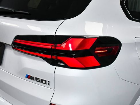 Used 2025 BMW X5 M60i w/ Executive Package AWD/4WD image 89