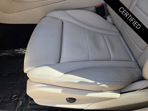 Certified 2022 Mercedes-Benz GLC 300 image 22