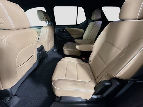 Used 2023 Chevrolet Traverse Premier w/ LPO, Floor Liner Package FWD image 25