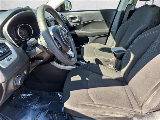 Used 2020 Jeep Compass Sport AWD/4WD image 17