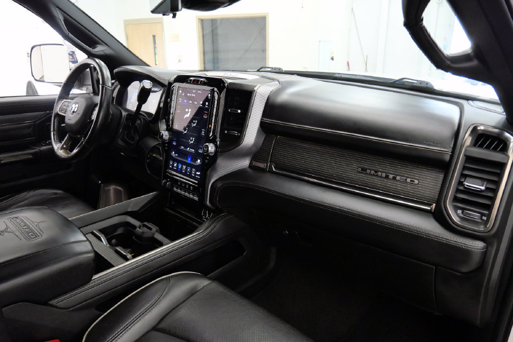 Used 2021 RAM 2500 Limited AWD/4WD image 18