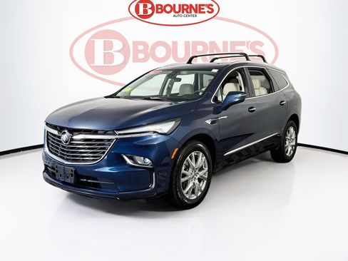 Used 2023 Buick Enclave Premium w/ Experience Buick Package image 8