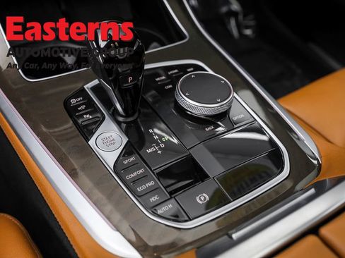 Used 2022 BMW X5 xDrive40i w/ Premium Package image 13