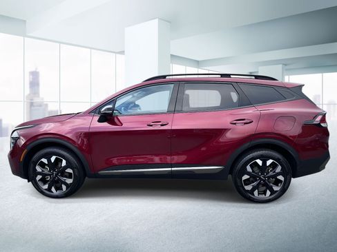 Used 2024 Kia Sportage X-Line AWD/4WD image 2
